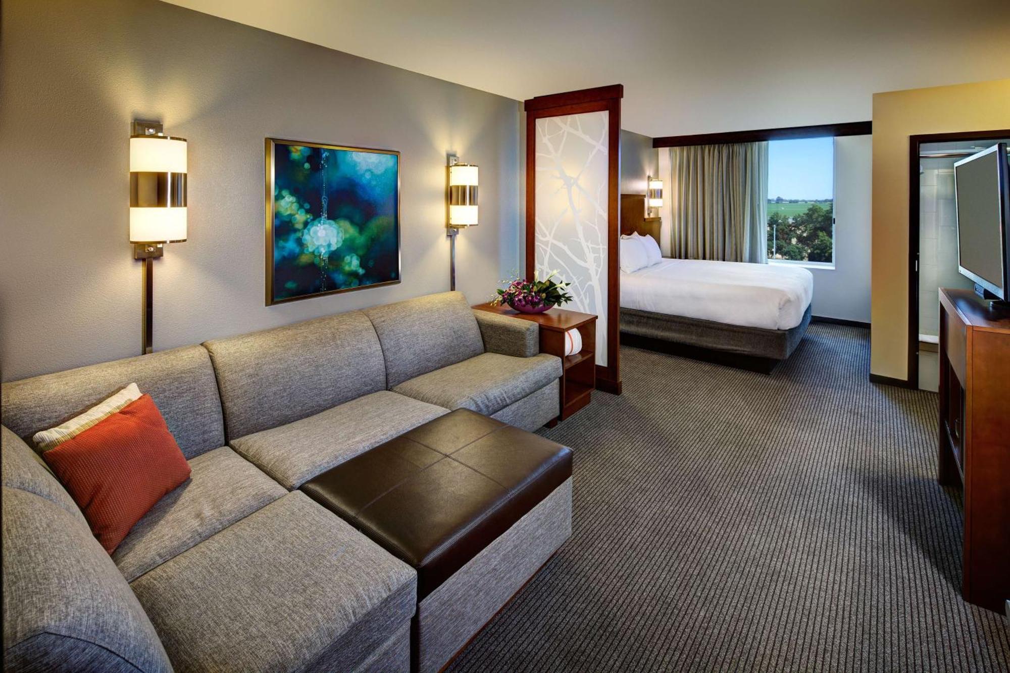 ไฮแอท เพลซ ยูนิเวอร์ซิตี้ ออฟ แคลิฟอร์เนีย เดวิส Hotel ภายนอก รูปภาพ